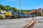 CSX 7377 on Q-711